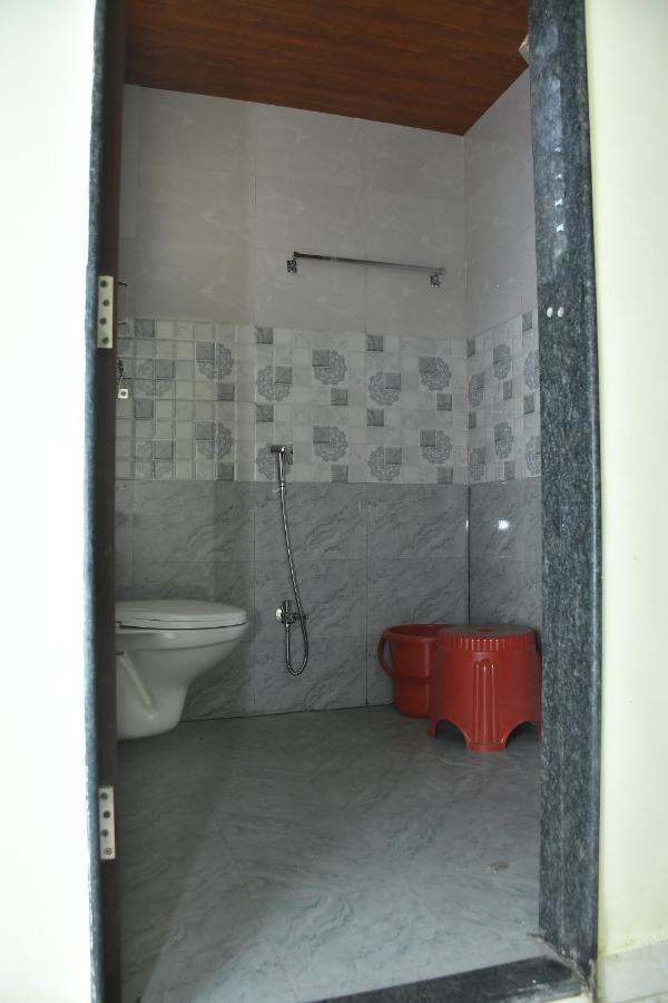 Hotel Kalika Residency Akalkot Exterior foto